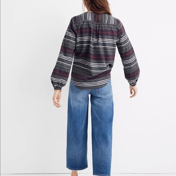 Madewell V-Neck Button-Down Shirt in Pineview Plaid size S - Picture 3 of 11